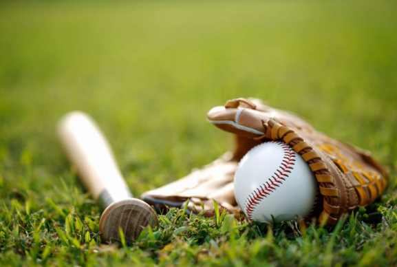 Why Is Youth Baseball Beneficial to Your Children